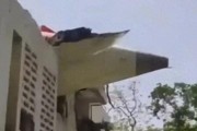 通许印度一波音787客机坠毁机上242人、地面5名学生遇难！我驻印度使馆：机上无中国籍乘客